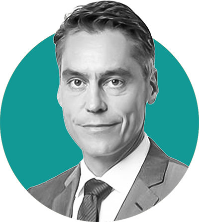 Portrait eines Managing Directors mit Kundenstimme zum Leadership Coaching